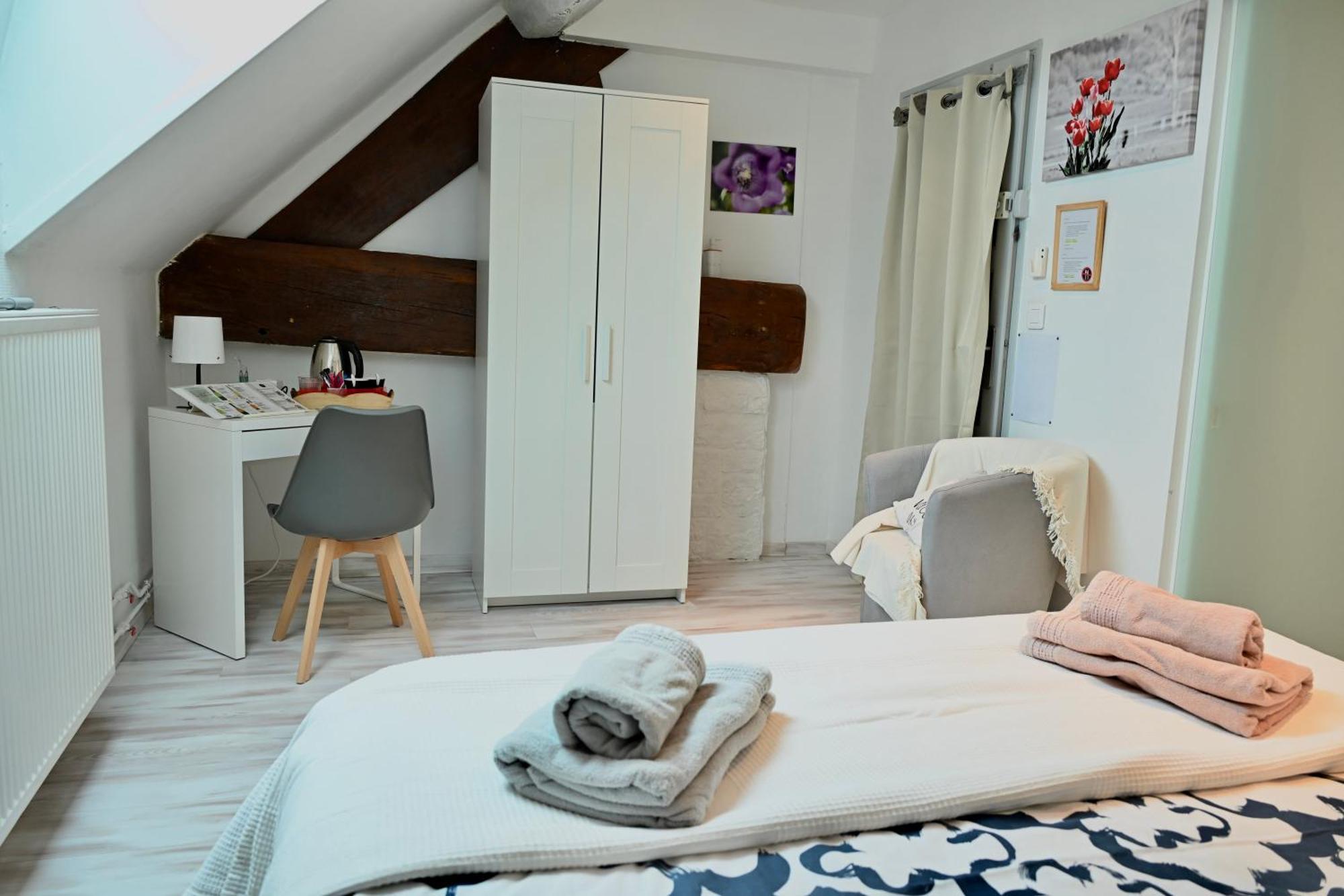 Les Nympheas 52 Bed & Breakfast Orges ภายนอก รูปภาพ