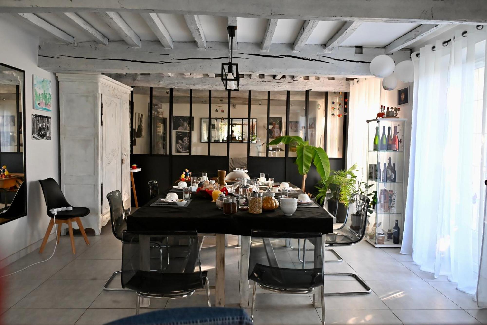 Les Nympheas 52 Bed & Breakfast Orges ภายนอก รูปภาพ